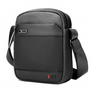 ARCTIC HUNTER τσάντα ώμου K00065 με θήκη tablet, αδιάβροχη, 3L, μαύρη K00065-BK